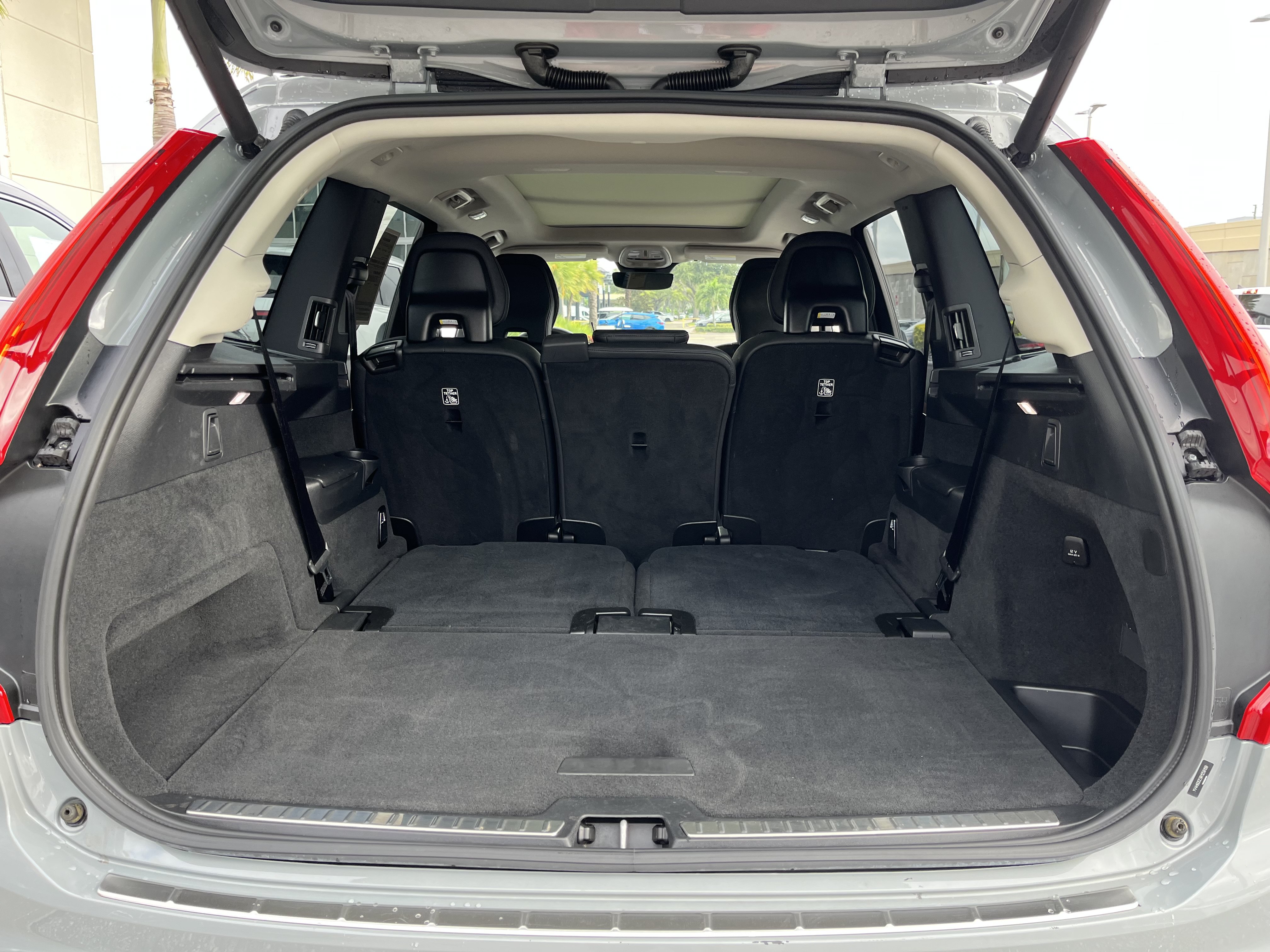 Used 2024 Volvo XC90 T8 Plus w/ Protection Package Premier AWD/4WD image 20