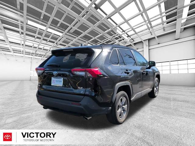 Certified 2025 Toyota RAV4 XLE FWD image 4