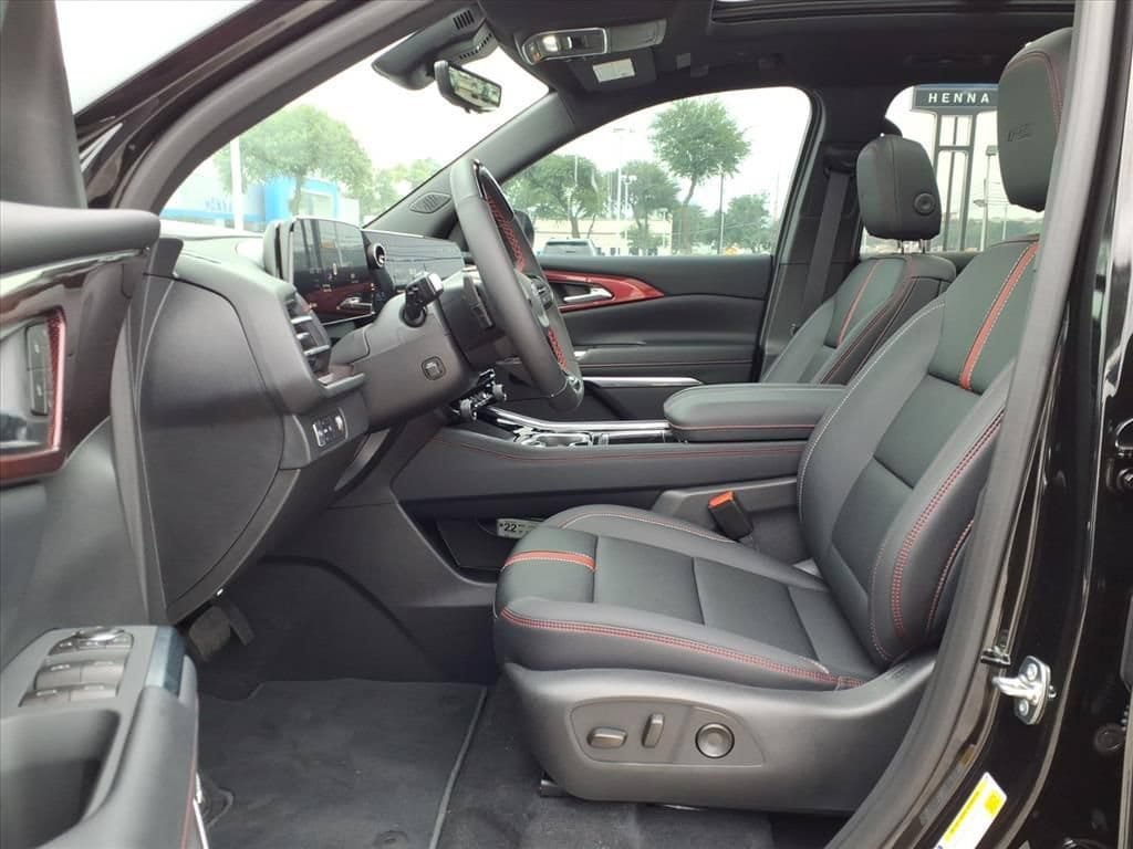 New 2026 Chevrolet Traverse RS FWD image 17