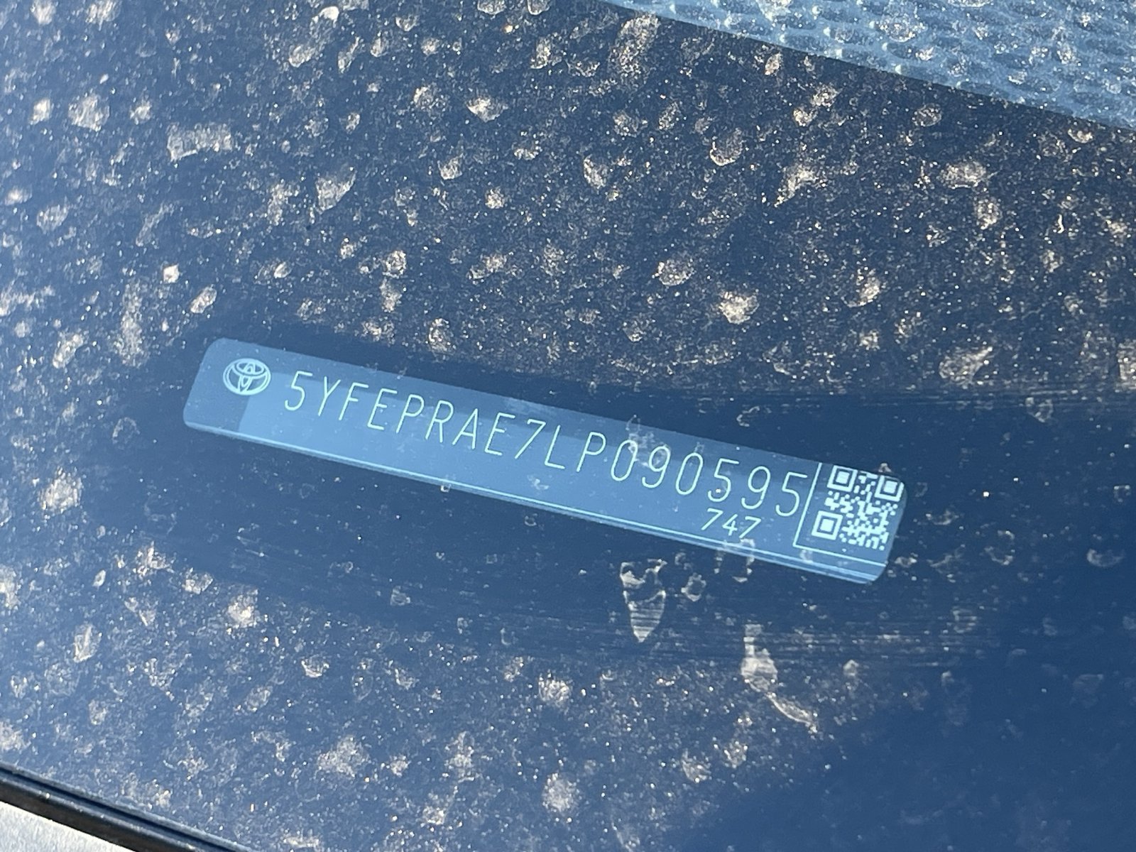Used 2020 Toyota Corolla LE FWD image 12