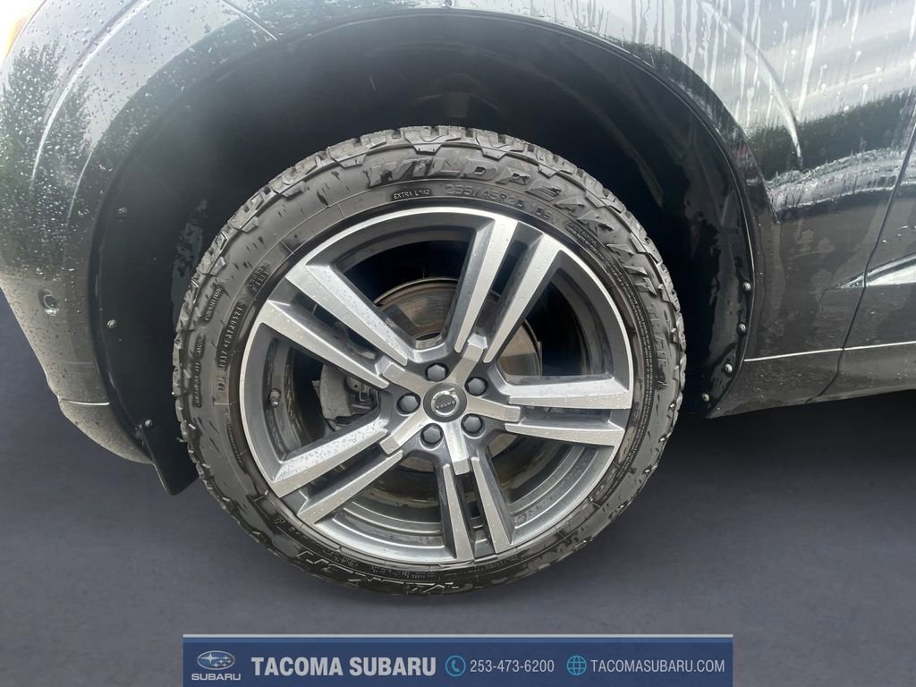 Used 2019 Volvo XC60 T5 Momentum w/ Premium Package AWD/4WD image 9