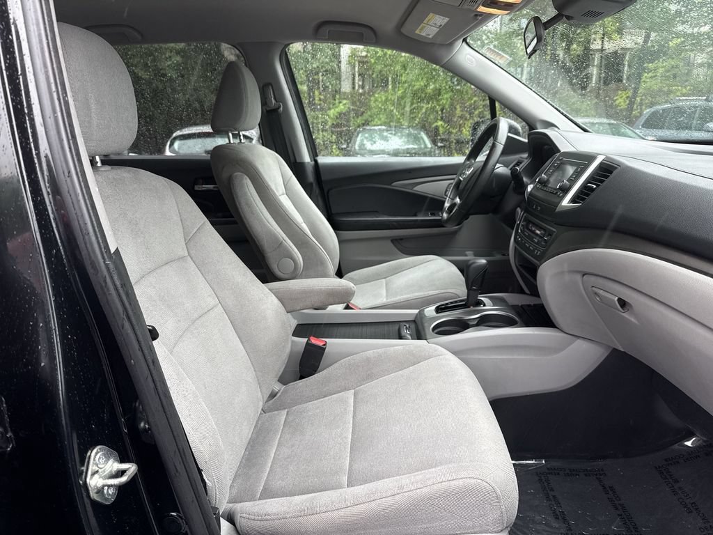 Used 2019 Honda Pilot LX image 25