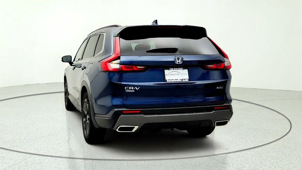 Used 2024 Honda CR-V Sport Touring image 6