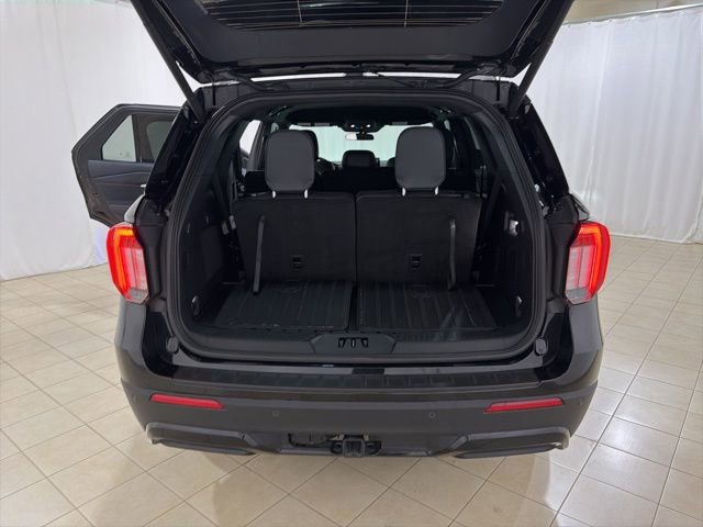 Used 2025 Ford Explorer ST-Line RWD image 22