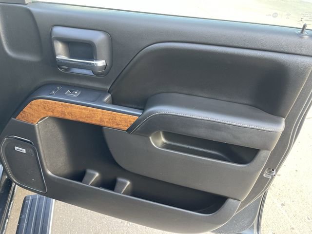 Used 2017 Chevrolet Silverado 1500 High Country image 16