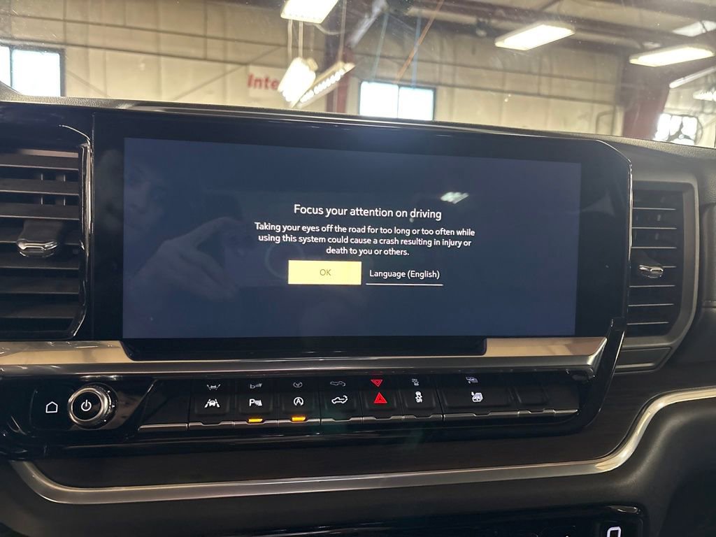 Certified 2022 GMC Sierra 1500 SLT w/ SLT Premium Package image 22