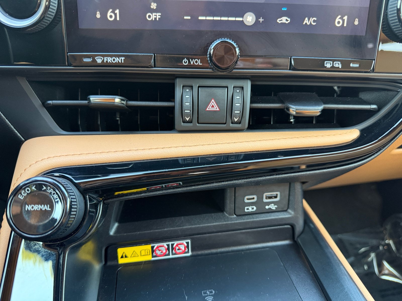 Used 2024 Lexus NX 250 FWD image 25