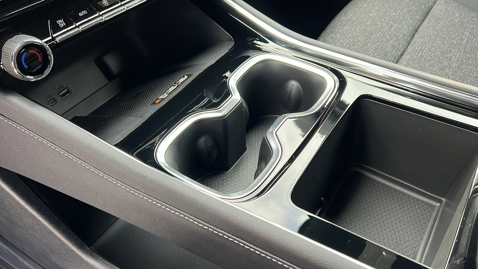 New 2026 Chevrolet Traverse LT w/ Midnight/Sport Edition image 20