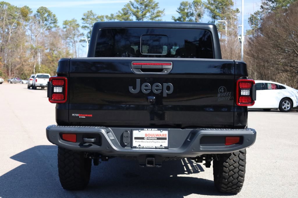 Used 2025 Jeep Gladiator Willys image 5