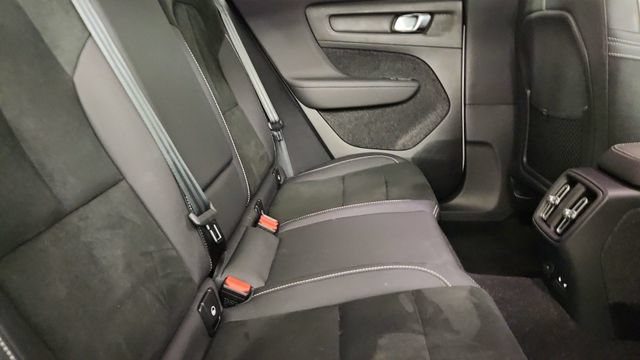 Certified 2023 Volvo C40 P8 Recharge Plus w/ Climate Package AWD/4WD image 31