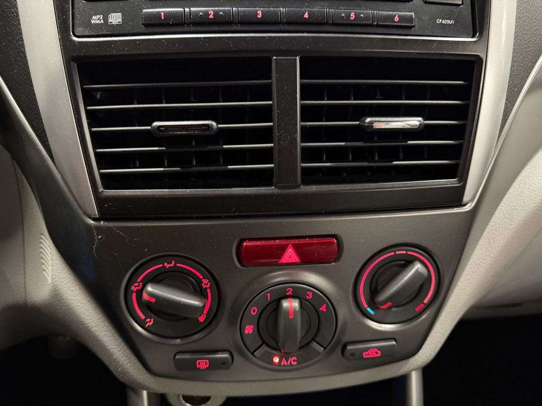 Used 2013 Subaru Forester 2.5X w/ Alloy Wheel Pkg AWD/4WD image 9