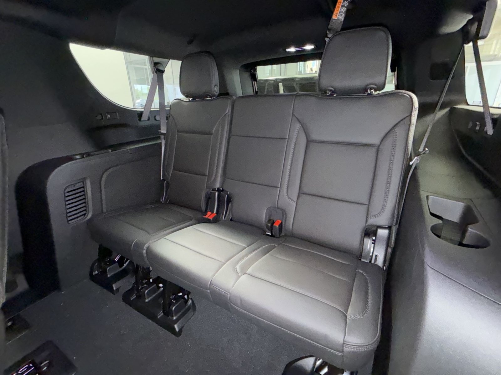 New 2026 GMC Yukon XL Denali AWD/4WD image 25