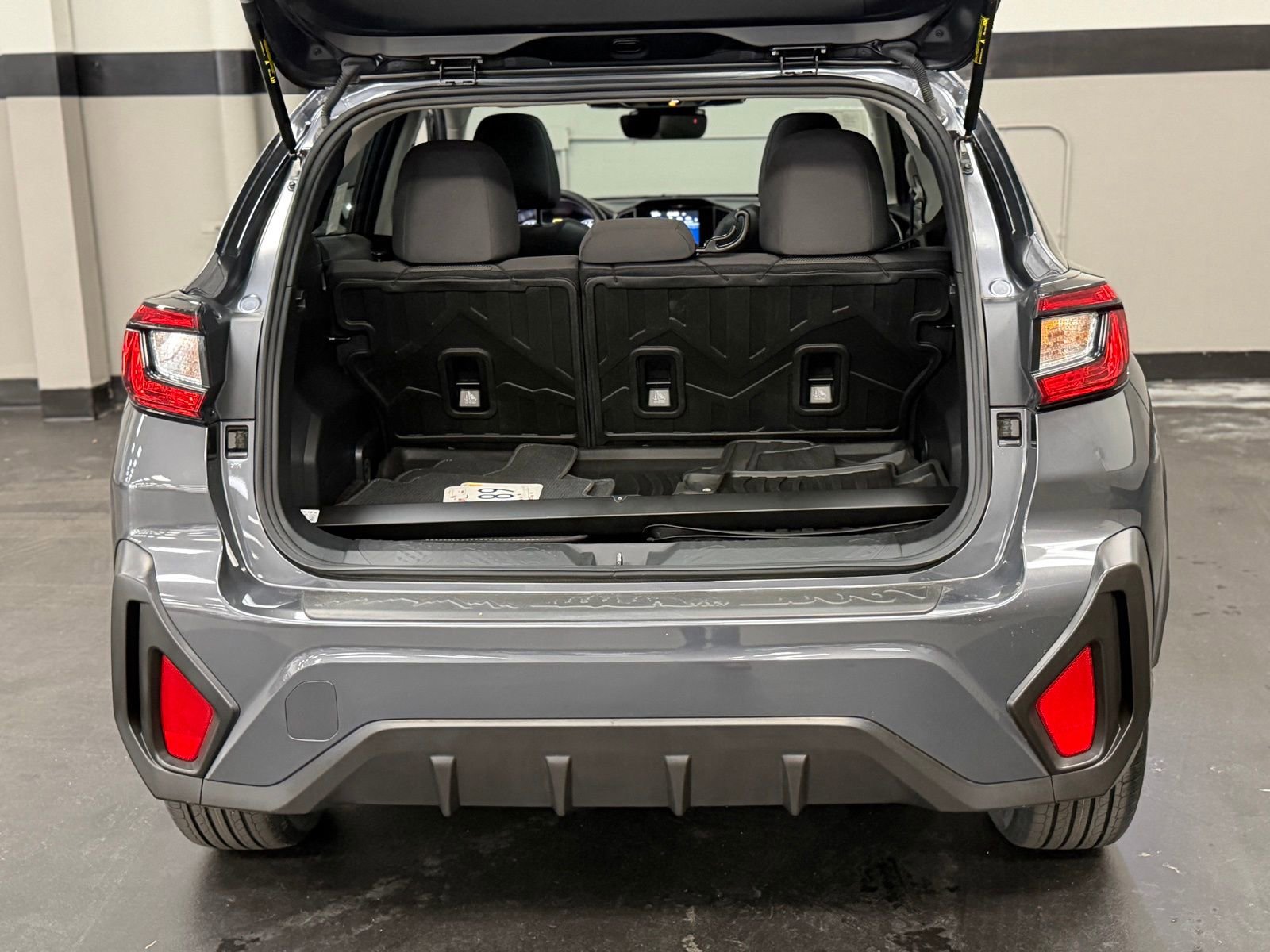 Used 2024 Subaru Crosstrek 2.0i Premium w/ Popular Package #3 image 15