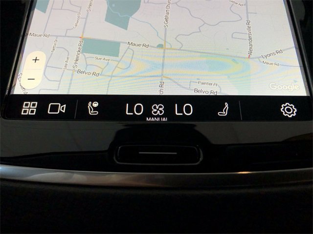 Used 2025 Volvo XC90 B6 Plus image 34