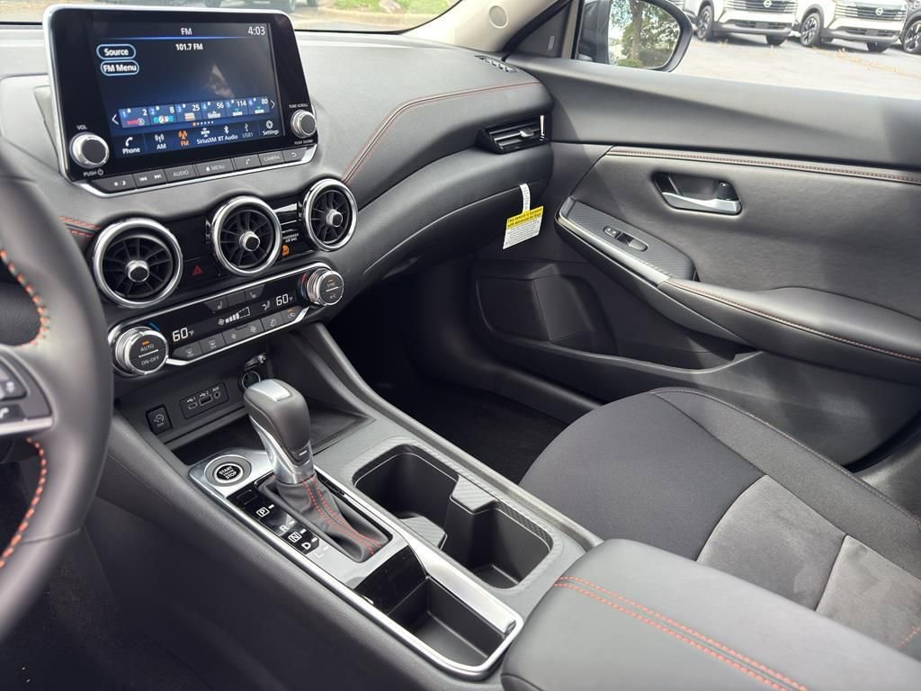 New 2025 Nissan Sentra SR image 23