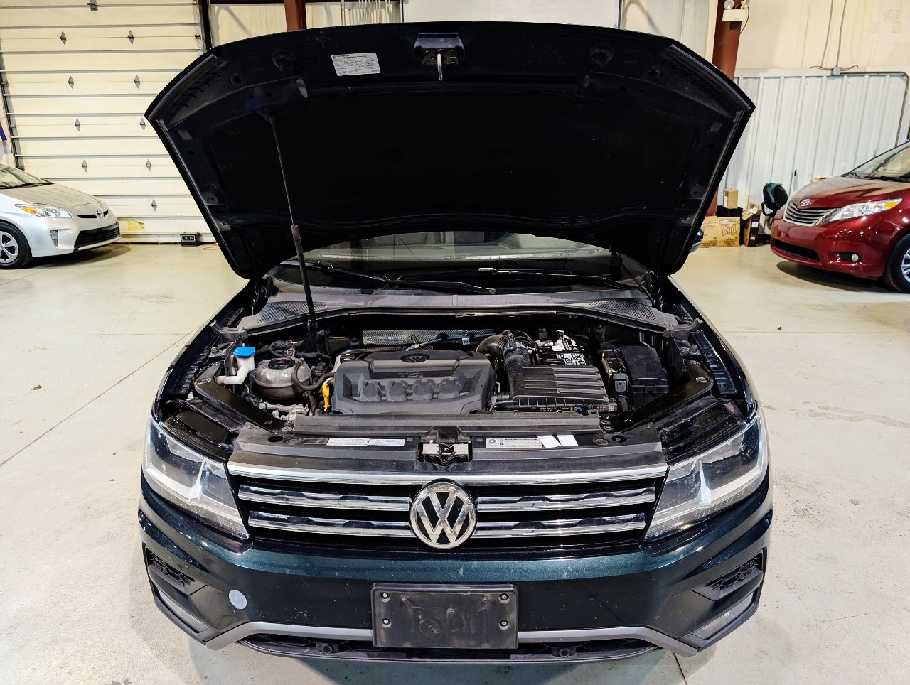 Used 2019 Volkswagen Tiguan SEL image 52