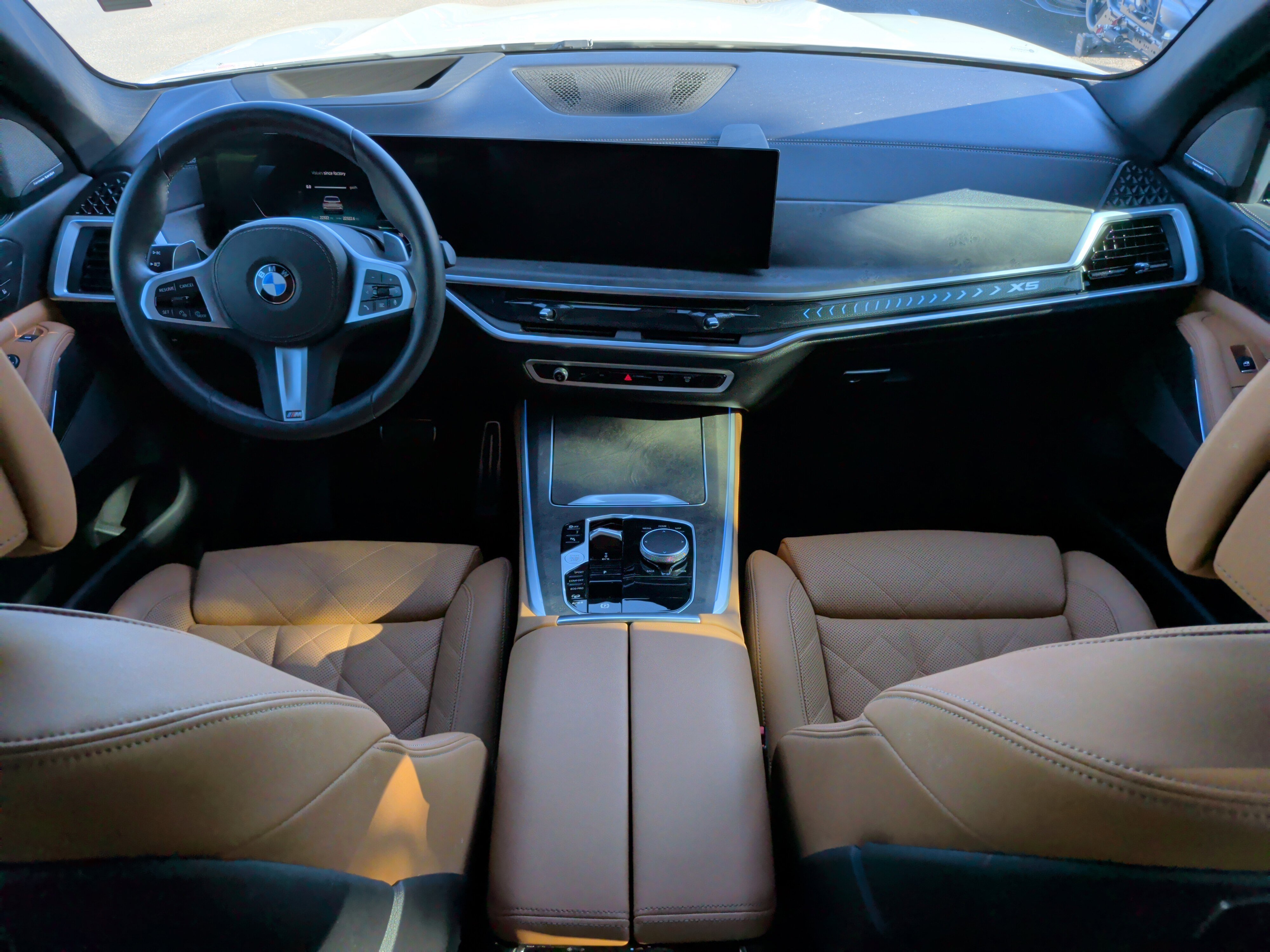 Certified 2025 BMW X5 xDrive40i w/ M Sport Package image 31