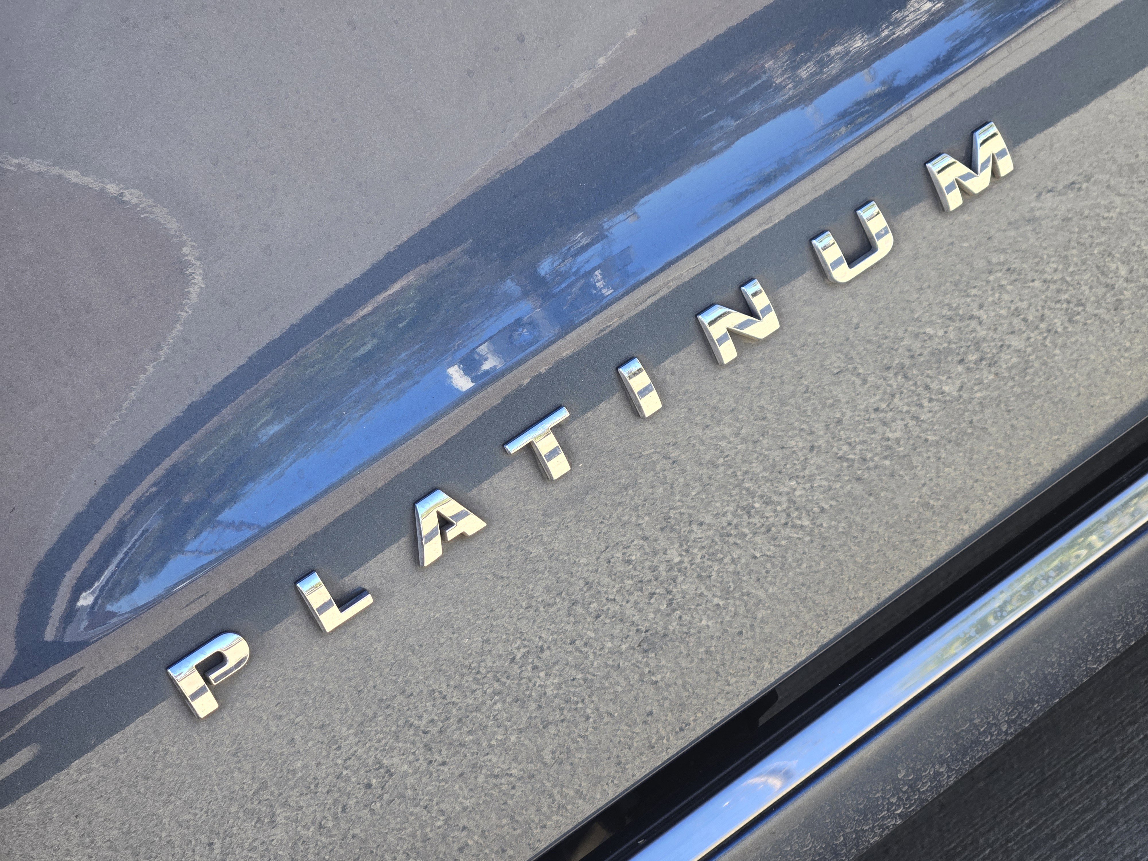 Used 2020 Ford Expedition Platinum image 8