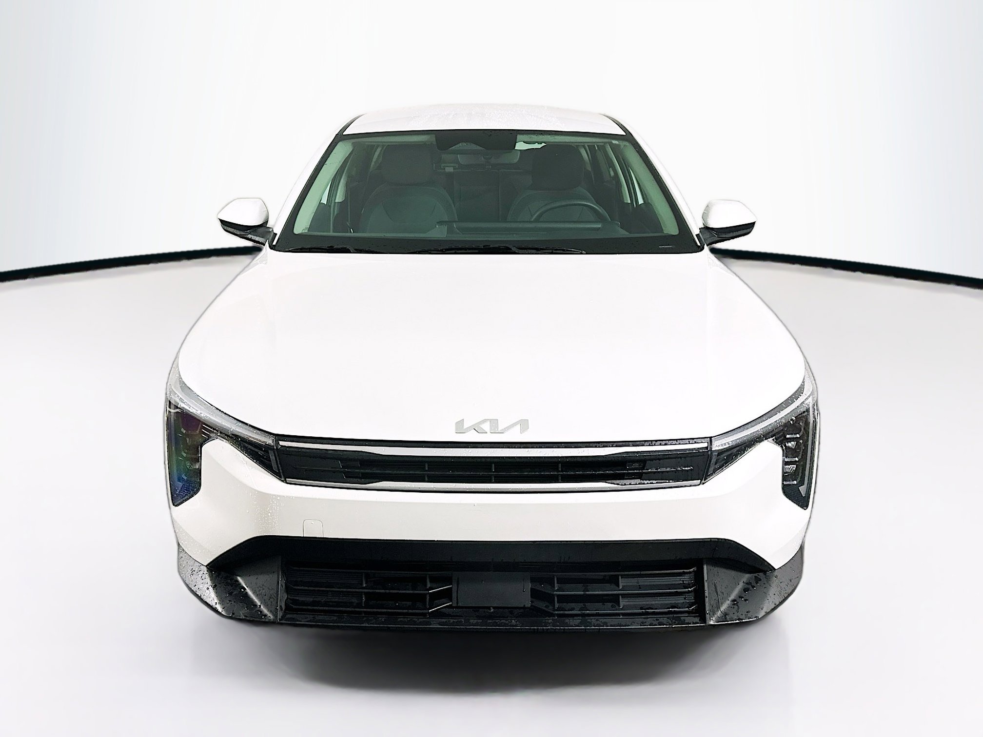 Used 2025 Kia K4 LXS image 2