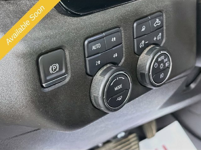Used 2024 Chevrolet Silverado 2500 LTZ w/ LTZ Plus Package AWD/4WD image 10
