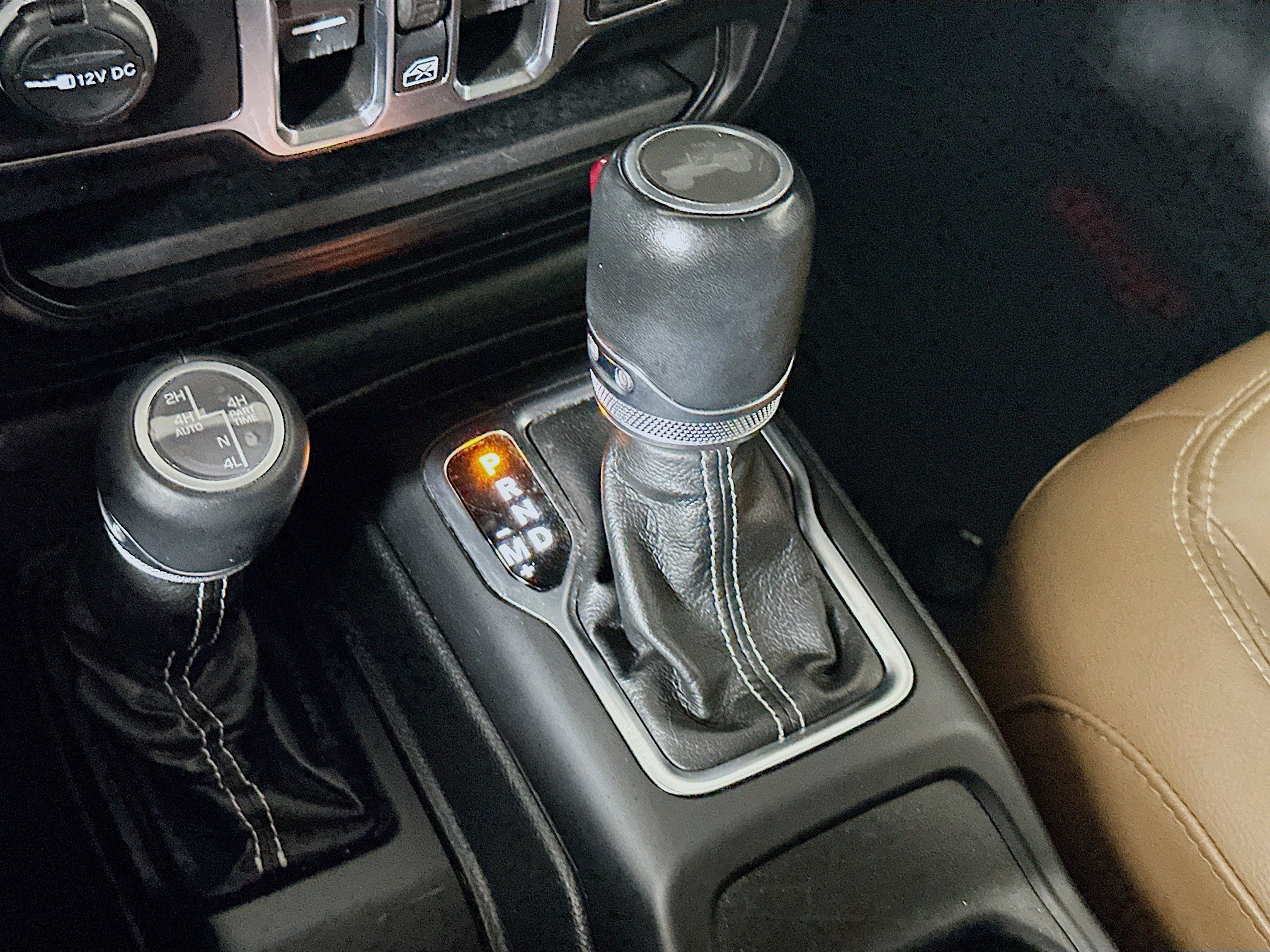 Used 2022 Jeep Wrangler Sahara w/ Cold Weather Group image 24