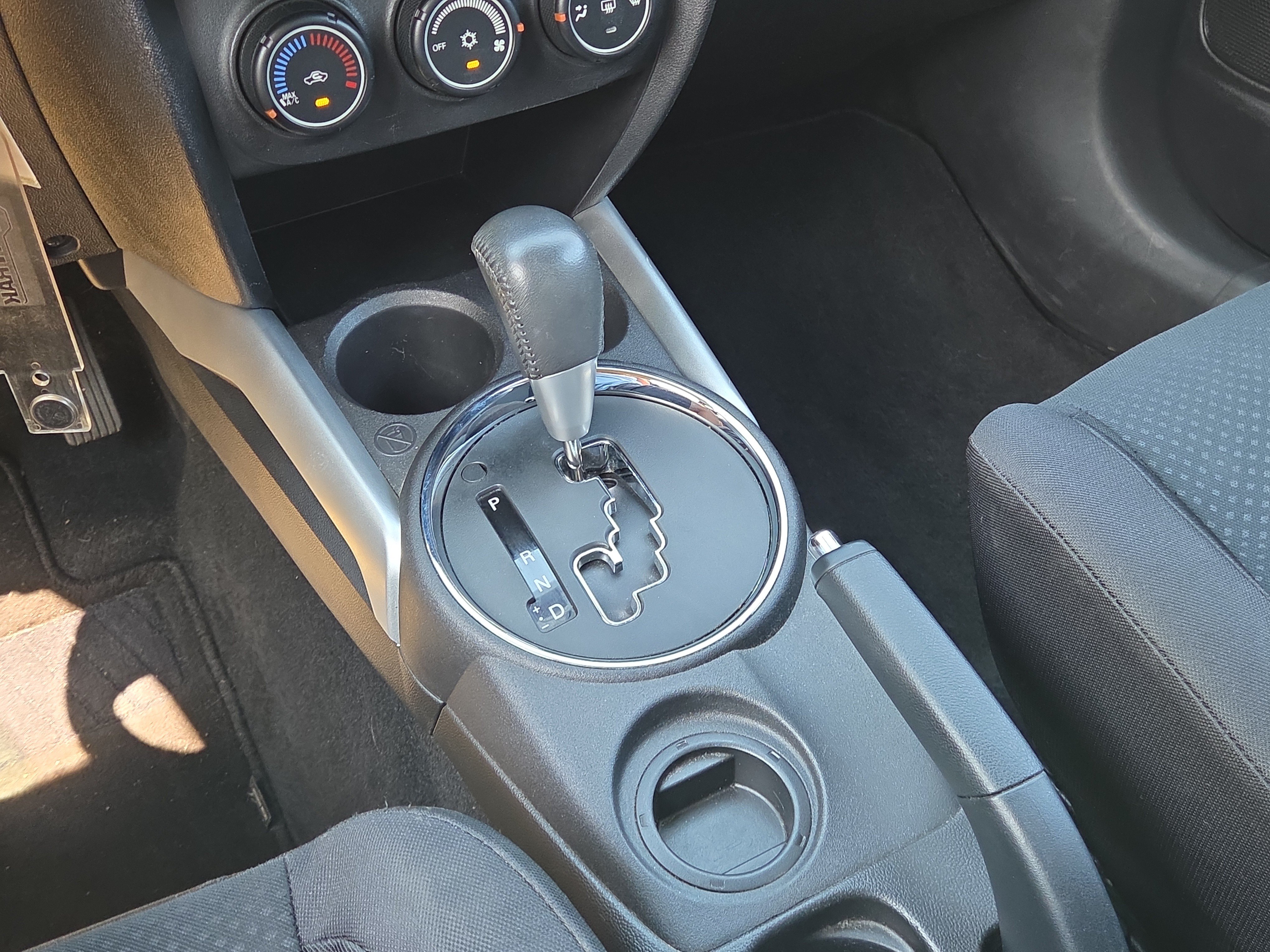Used 2014 Mitsubishi Outlander Sport ES FWD image 26
