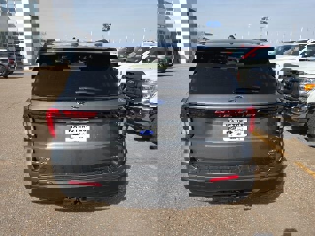 New 2026 Ford Explorer Active image 4