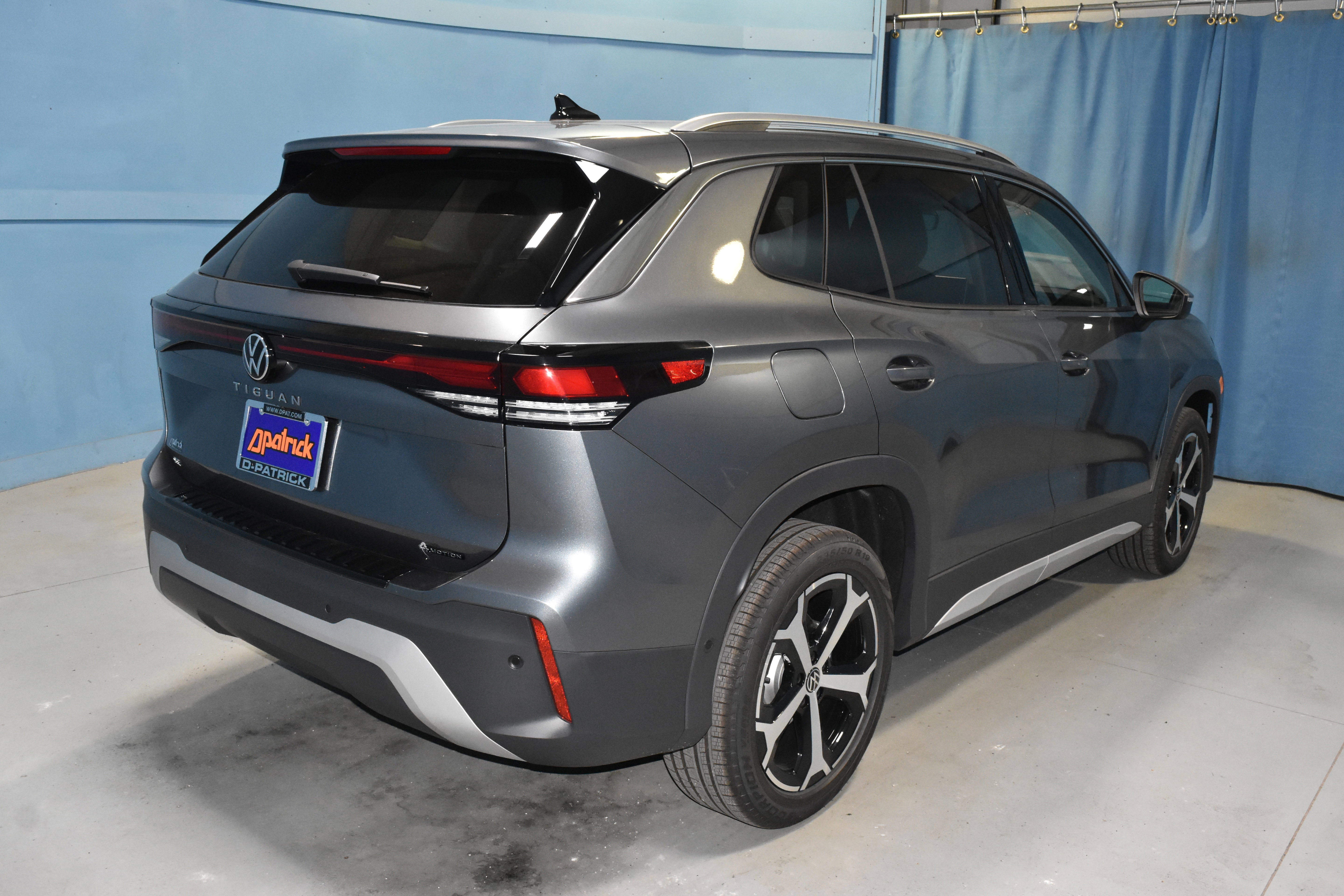 New 2026 Volkswagen Tiguan SE AWD/4WD image 20