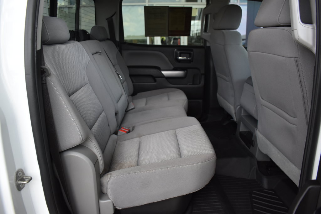 Used 2018 Chevrolet Silverado 1500 LT w/ All Star Edition AWD/4WD image 16