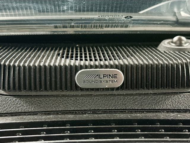 Used 2018 RAM 1500 Laramie image 19