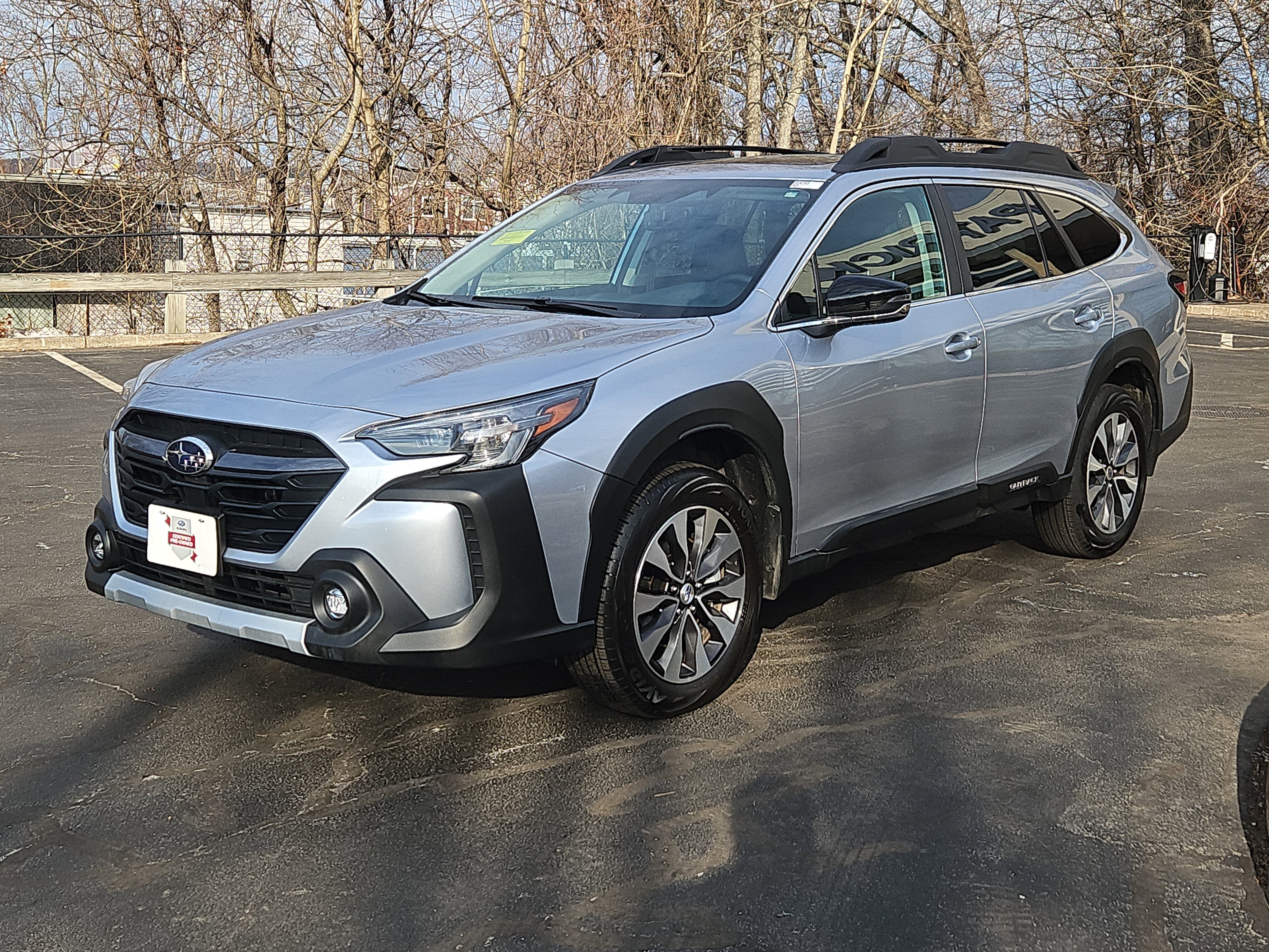 Certified 2025 Subaru Outback Limited image 26