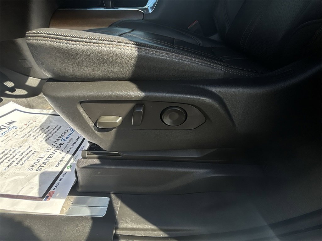 Used 2024 Chevrolet Silverado 1500 High Country w/ High Country Premium Package image 18