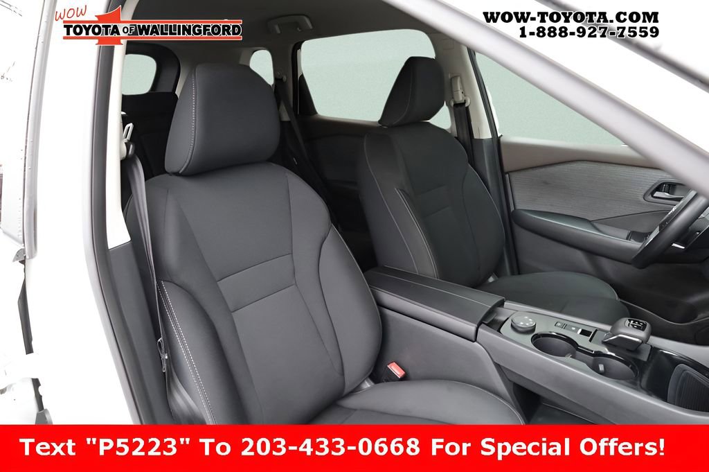 Used 2023 Nissan Rogue S image 24