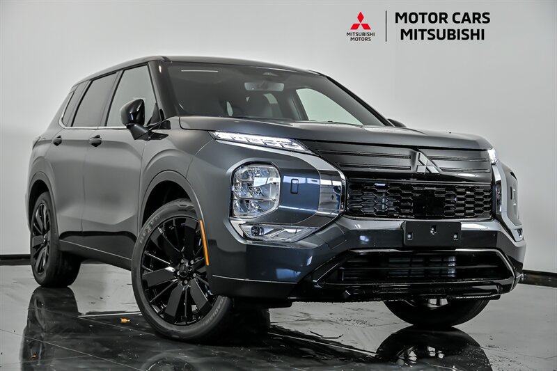 New 2026 Mitsubishi Outlander LE FWD image 26