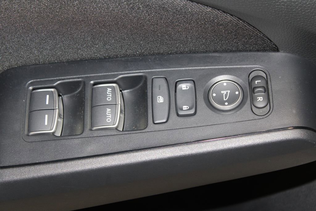 Used 2023 Honda Civic EX image 9