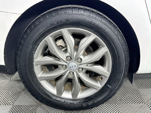 Used 2020 Kia Sedona EX FWD image 30