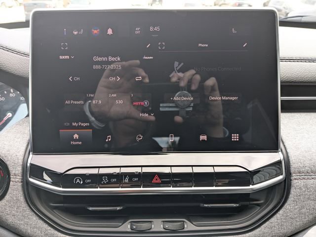 Used 2024 Jeep Compass Latitude AWD/4WD image 22