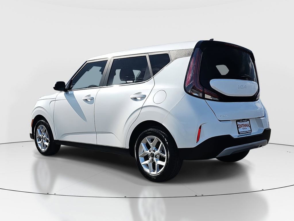 Used 2024 Kia Soul LX w/ Option Group 015 image 7