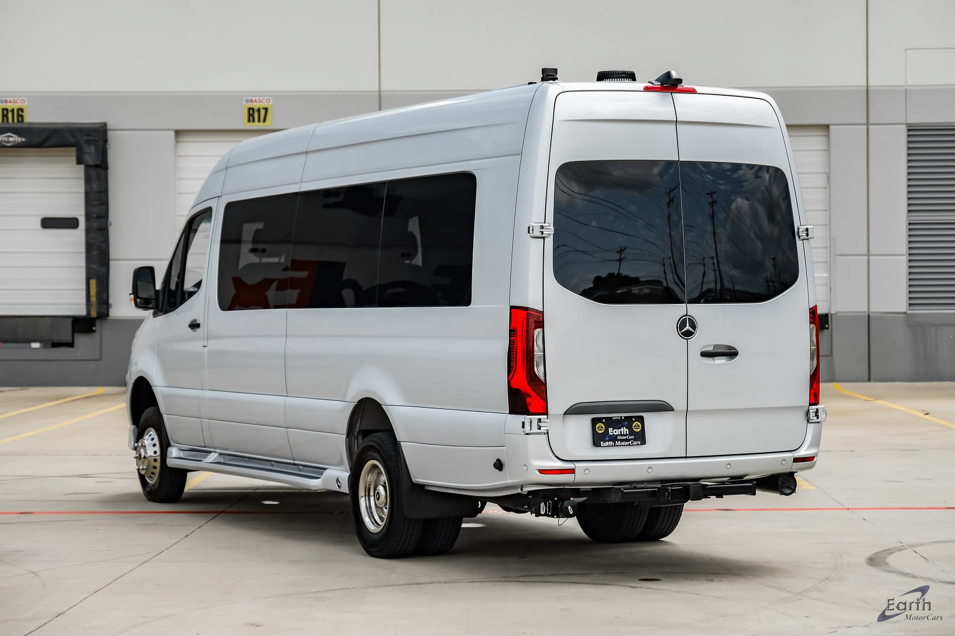 Used 2023 Mercedes-Benz Sprinter 3500 image 11