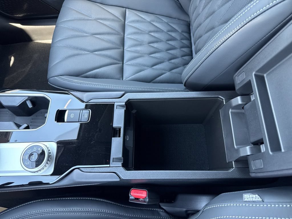 New 2026 Mitsubishi Outlander SEL FWD image 20