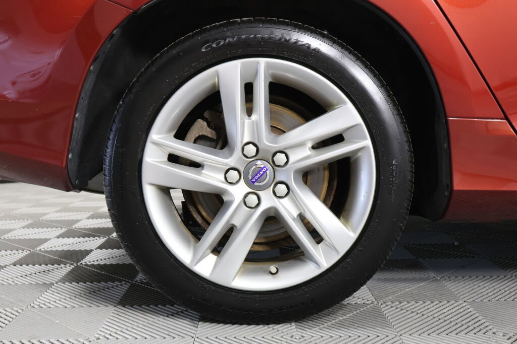 Used 2015 Volvo V60 T5 Premier image 7