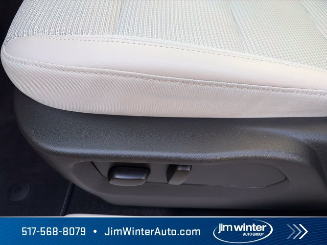 Used 2023 Buick Envision Preferred AWD/4WD image 21