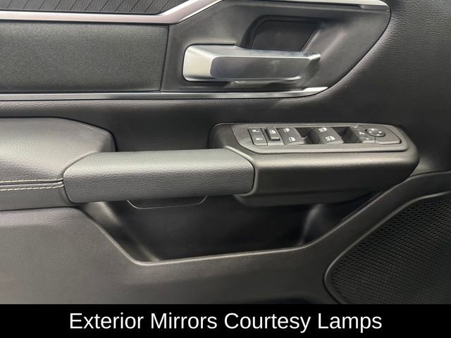 New 2026 RAM 1500 4x4 Crew Cab image 29