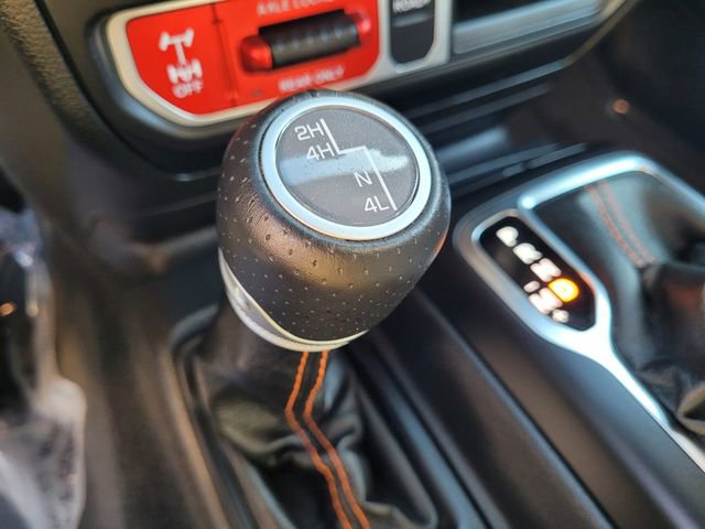 Certified 2023 Jeep Gladiator Mojave w/ Cold Weather Group image 24