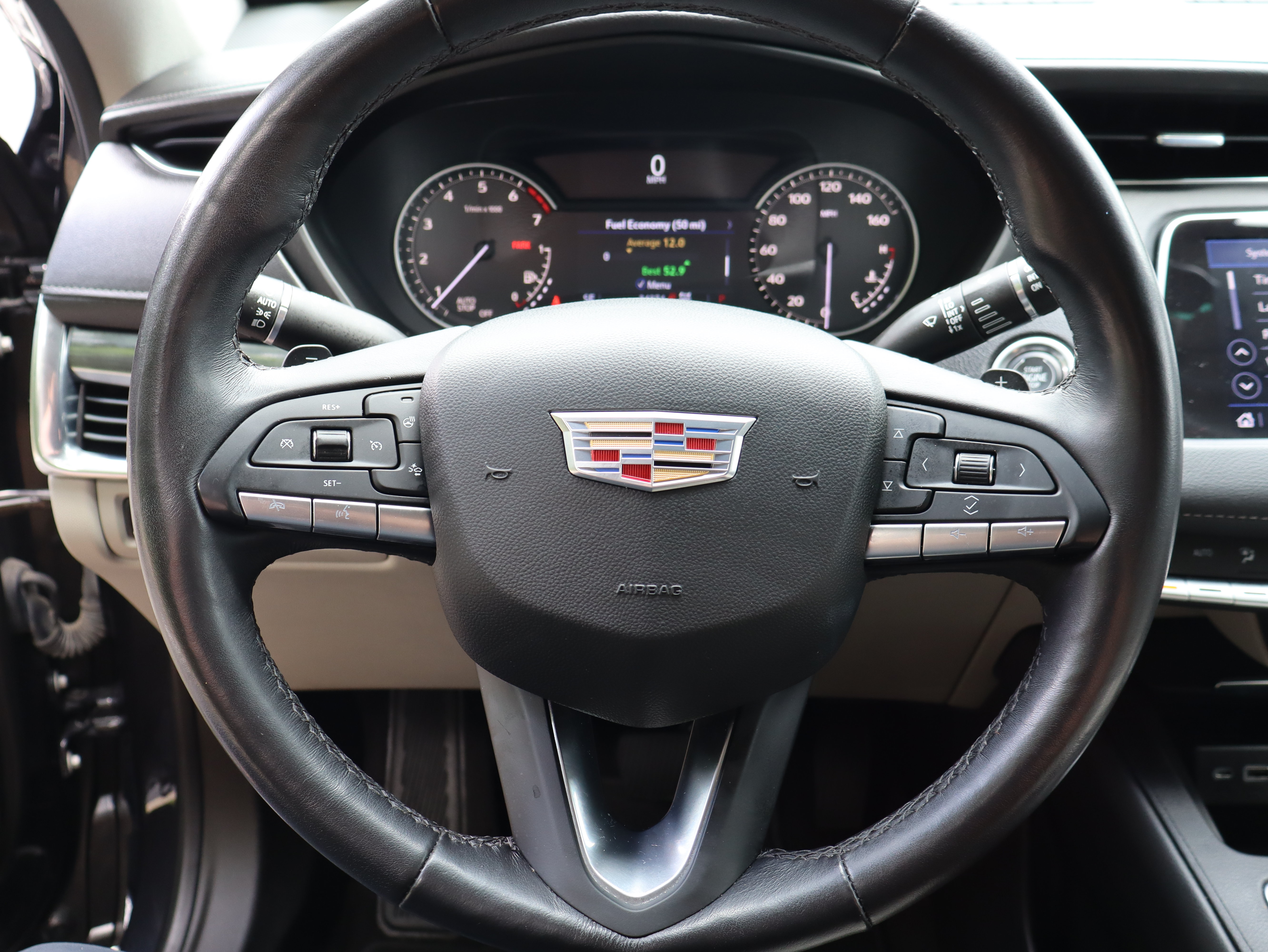 Used 2023 Cadillac XT4 Luxury w/ Cold Weather Package AWD/4WD image 24