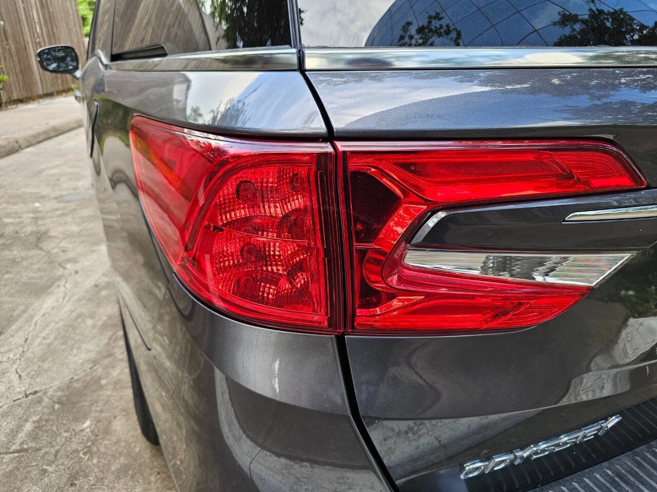 Used 2019 Honda Odyssey EX image 15