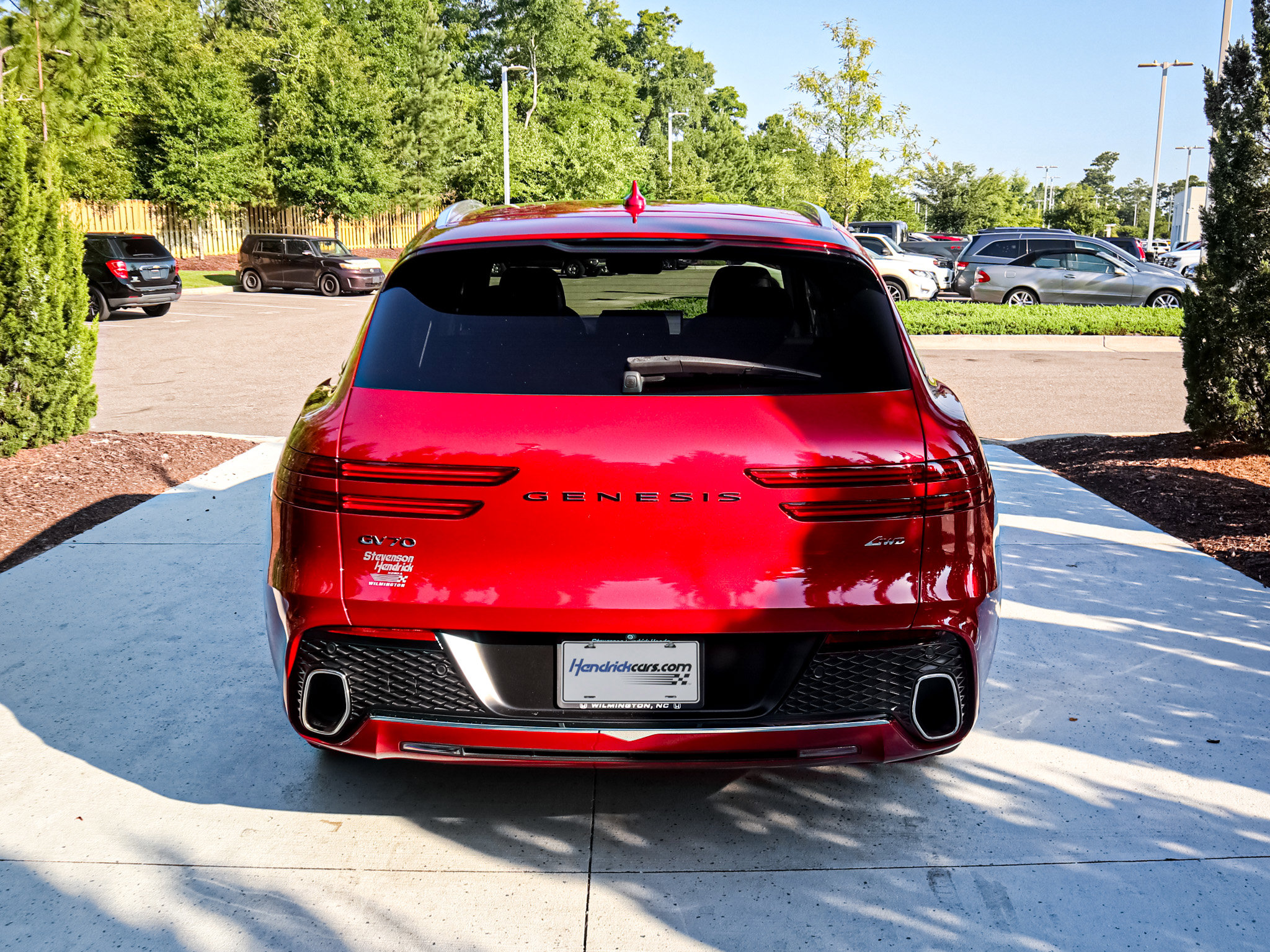 Used 2023 Genesis GV70 2.5T w/ Advanced Package AWD/4WD image 9