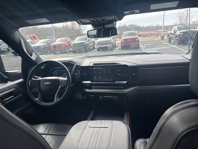 Used 2024 Chevrolet Silverado 2500 High Country image 21