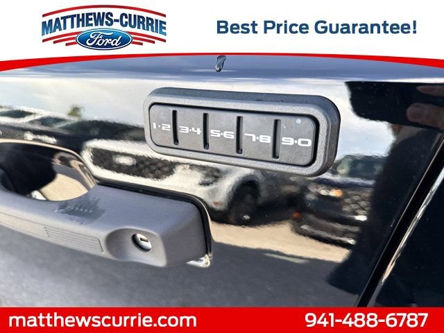 New 2025 Ford Maverick XLT w/ XLT Luxury Package image 10