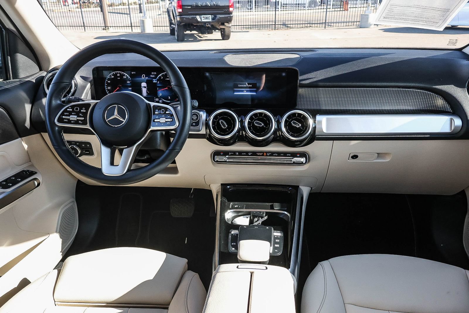 Used 2022 Mercedes-Benz GLB 250 image 21